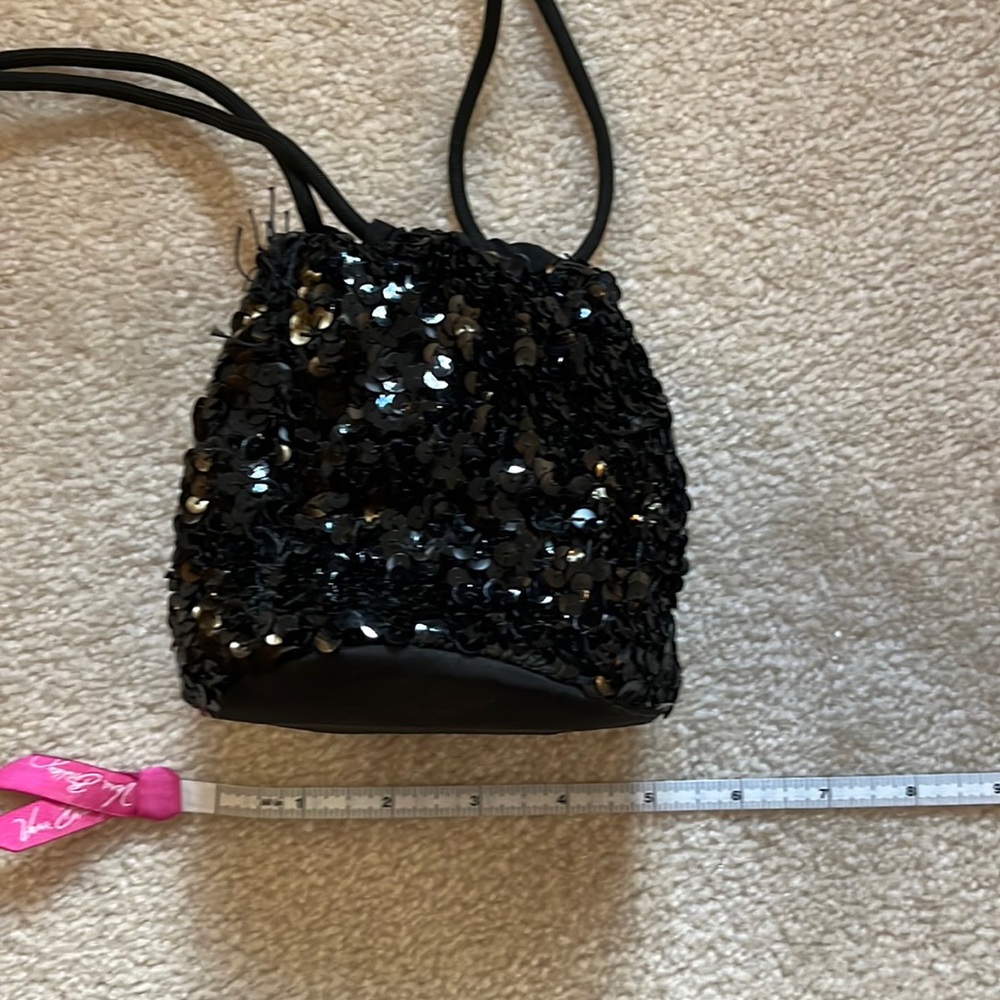 Black Sequined Round Drawstring Wristlet Bag - image 1